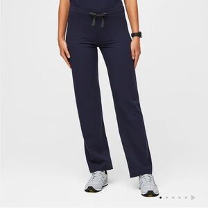 Women's Navy
Livingston ™ - Basic
Scrub Pants - XS / Navy
